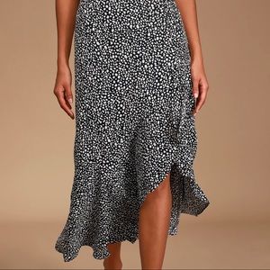 NWT Lulu’s Midi Skirt “Doting Love Black and White Print Ruffled Midi Skirt”